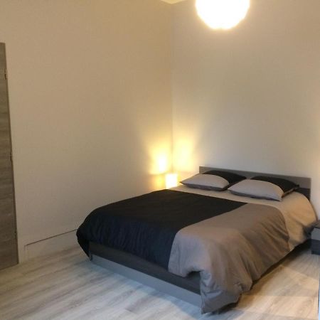 Studio Proche Gare Avec Kitchenette Et Wifi - Porte Rouge Thiviers Buitenkant foto
